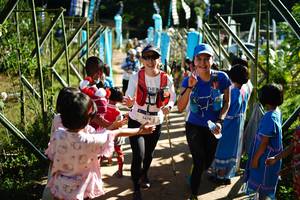 BIB: 1478
                            <button type="button" onclick="openModal(19048618)" class="btn btn-primary btn-sm float-right btn-popup" data-toggle="modal" data-target=".modal-high-quality">
                        <i class="fas fa-shopping-cart"></i> Add to Cart
                    </button>
                                            <button type="button" onclick="isThisMe(19048618, true)" class="btn btn-success btn-sm float-right btn-popup btn-isme hidden" data-toggle="tooltip" data-placement="bottom" title="นี่คือรูปของคุณใช่ไหม คลิกที่นี่เพื่อเอาเข้าอัลบั้ม">
                        <i class="fas fa-plus"></i> Add to album
                    </button>
                    <button type="button" onclick="isThisMe(19048618, false)" class="btn btn-warning btn-sm float-right btn-popup btn-isnotme hidden">
                        <i class="fas fa-ban"></i> Remove from album
                    </button>